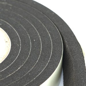 9-20mm x 20mm X 2.6 Metres Expanding Foam Sealing Tape 4 PSA10 9 20. IMAGE3 1
