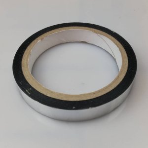 15mm x 50 metres metalised polypropylene carton sealing tape 3